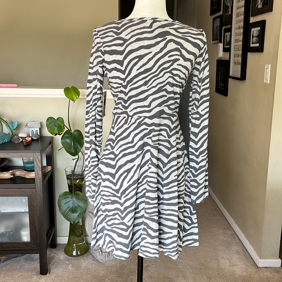 NWT - zebra print dress - Picture 5 of 6